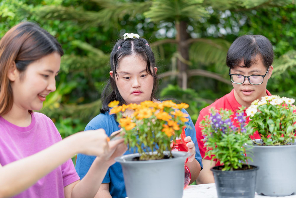 Day Habilitation Programs for Adults with Disabilities: What to Expect 2 Day habilitation