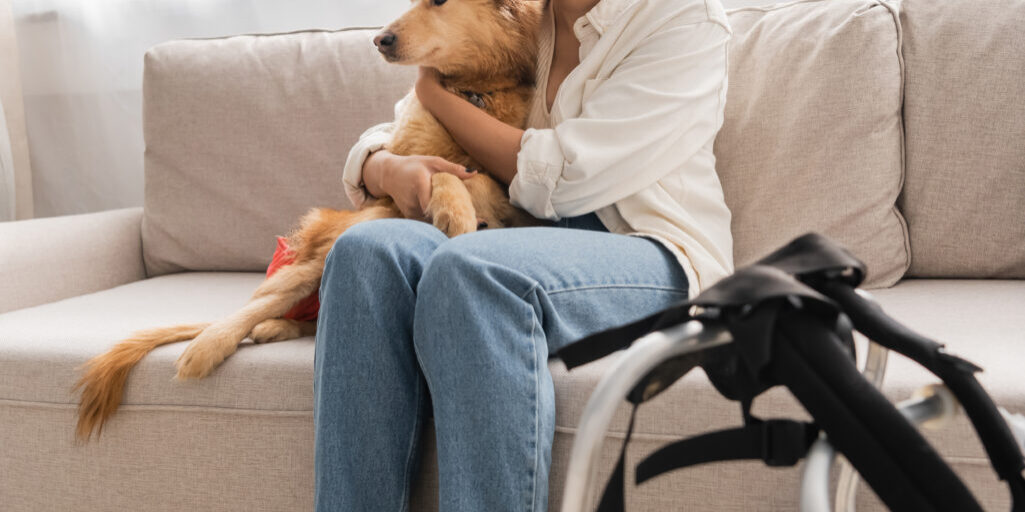 can anyone live in assisted living